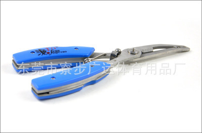 路亞鉗子套與垂釣防護(hù)用品的專業(yè)解析 禚立運工廠的產(chǎn)品優(yōu)勢